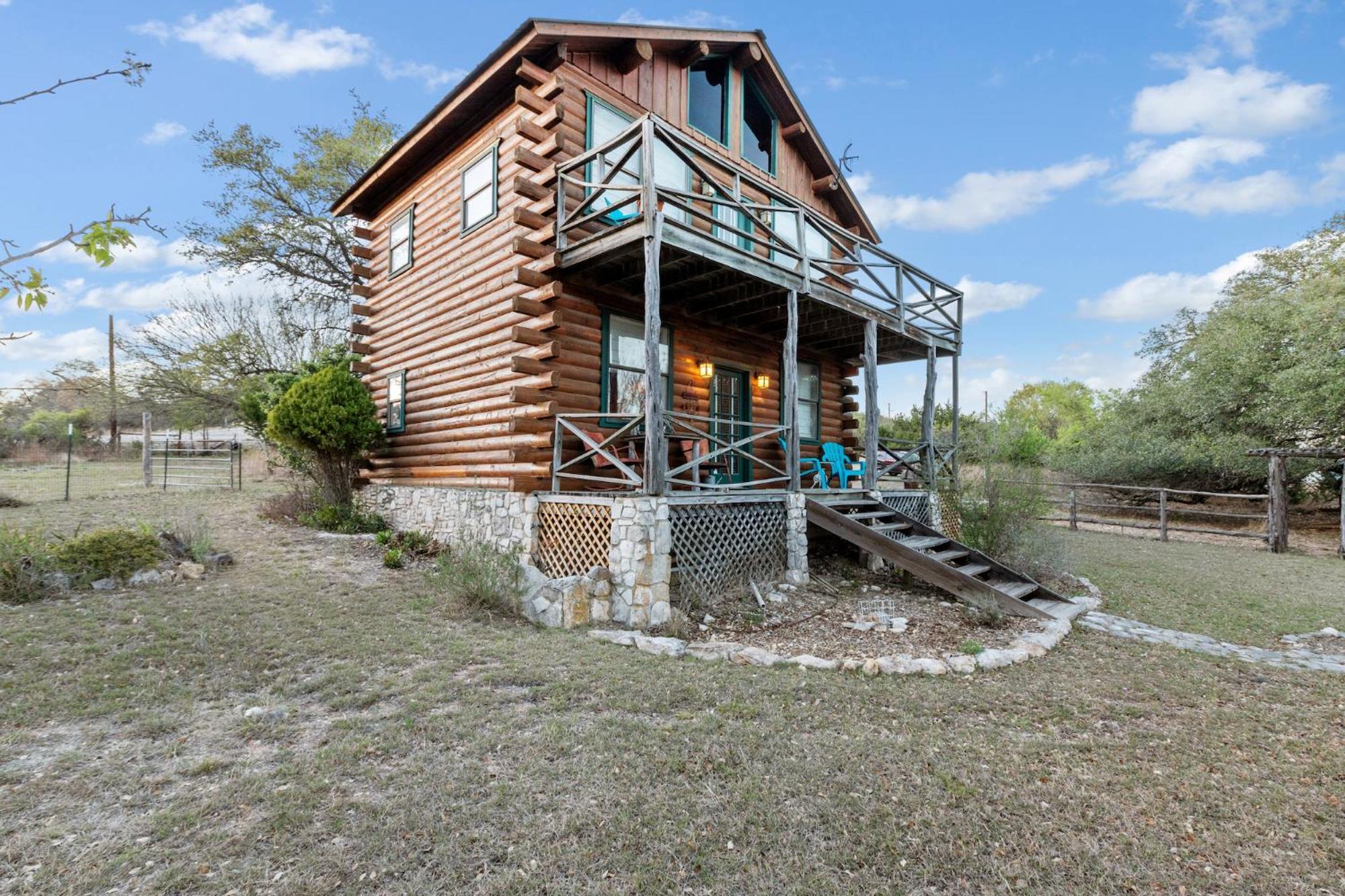 Mighty Oak Log Cabin Fredericksburg Eksteriør bilde
